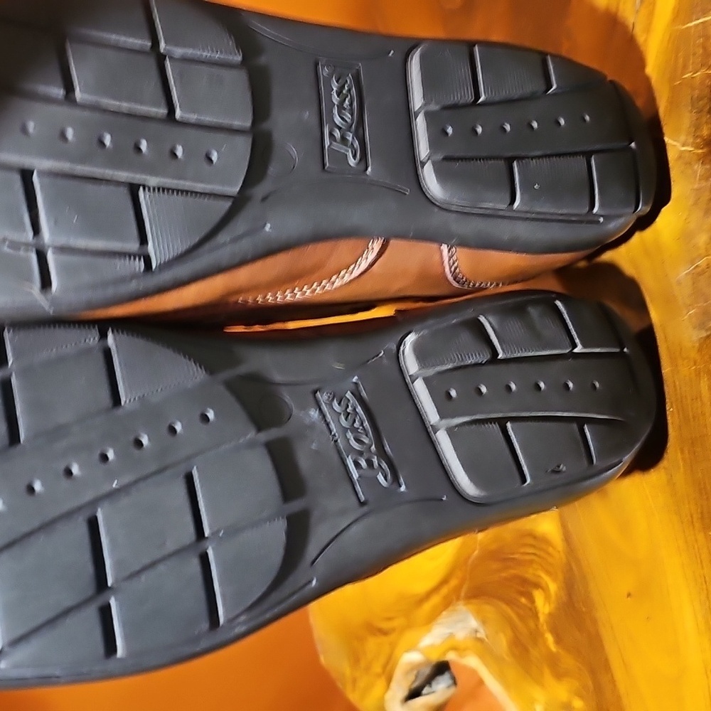 G.H. BASS- Men's Brown Leather Loafers Size 10.5 - Picture 3 of 6